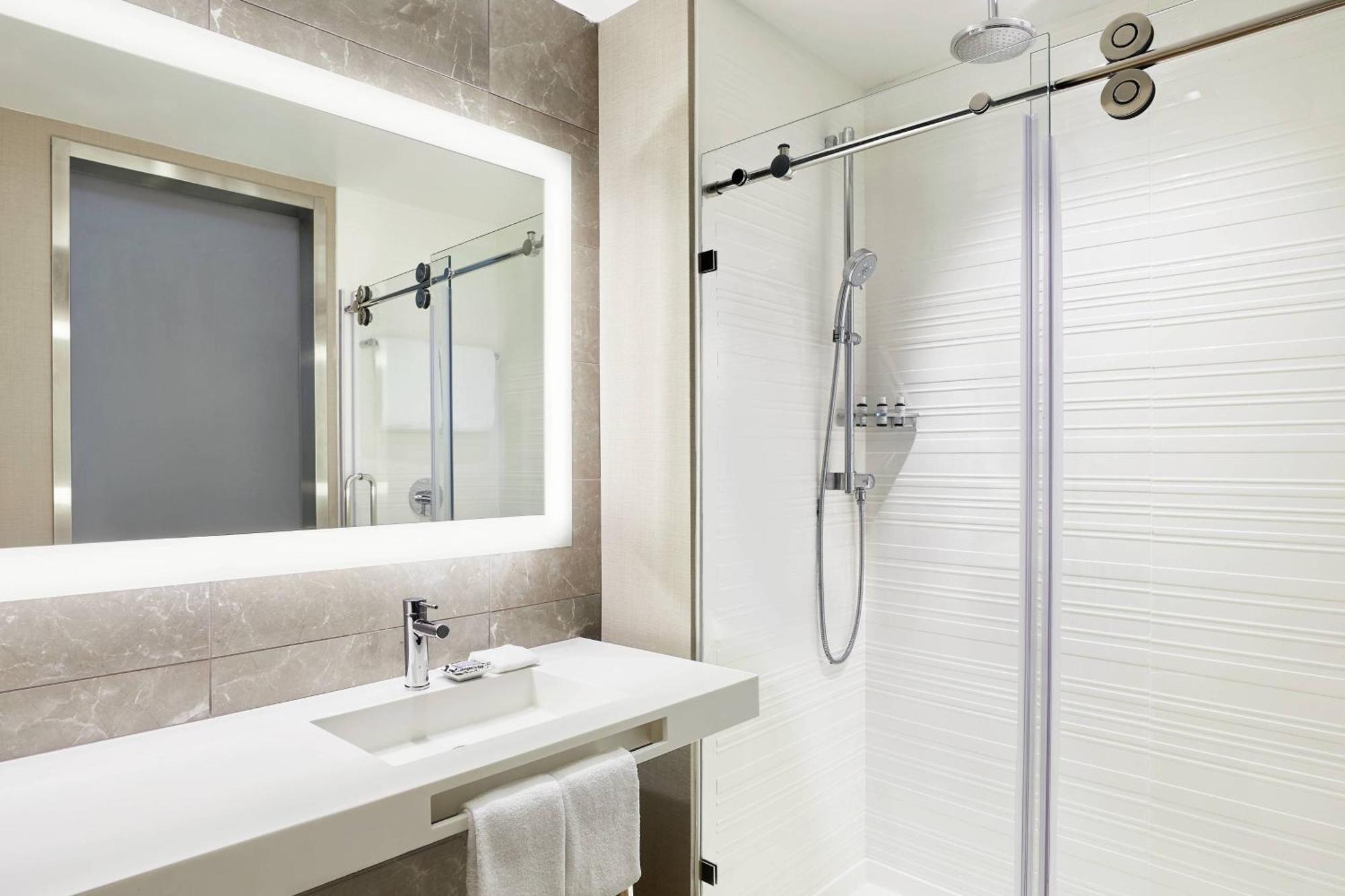 Ac Hotel By Marriott Huntsville Downtown Екстер'єр фото