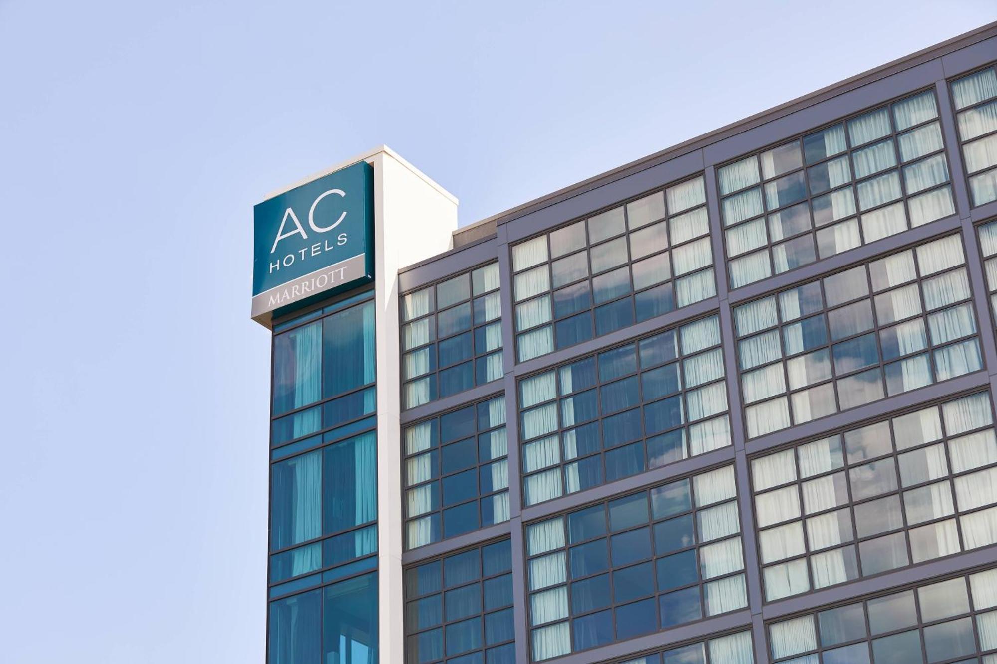 Ac Hotel By Marriott Huntsville Downtown Екстер'єр фото