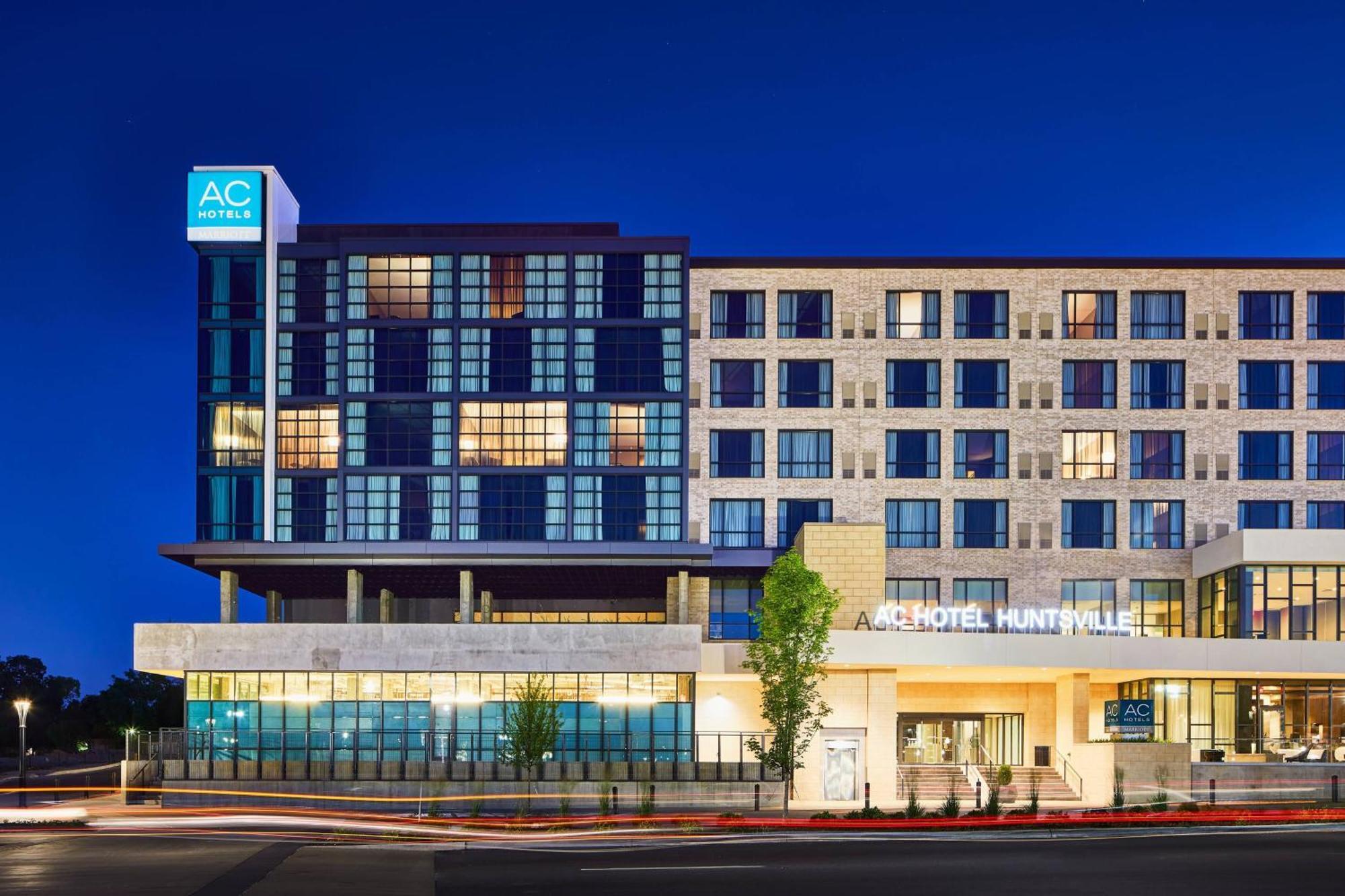 Ac Hotel By Marriott Huntsville Downtown Екстер'єр фото