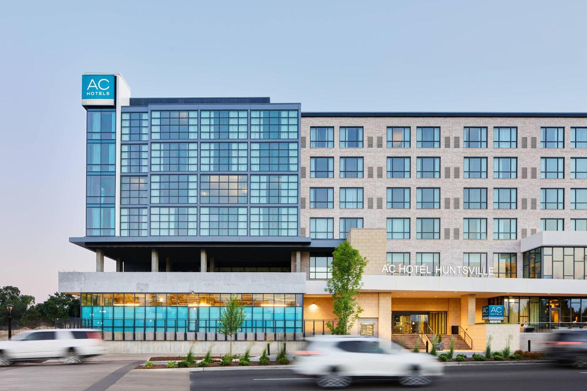 Ac Hotel By Marriott Huntsville Downtown Екстер'єр фото